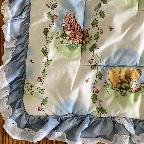 Winnie the Pooh Crib Nursery Set Comforter Headboard Pad Red Calliope 1999 - Picture 7 of 12
